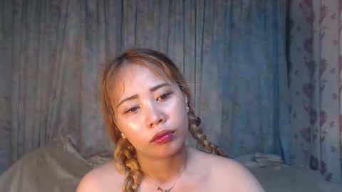 Snapshot of naughtyhotsexyjean chatting on 05.07.26 miss jean online show from 05.07.26