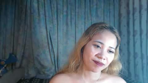 Snapshot of naughtyhotsexyjean chatting on 05.30.26 miss jean online show from 05.30.26