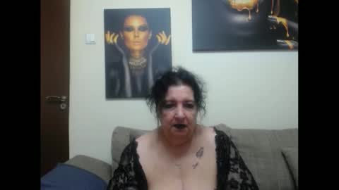 Snapshot of naughtykorin chatting on 05.31.26 korin online show from 05.31.26
