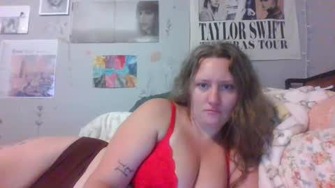 Snapshot of naughtylottie726 chatting on 09.18.25 naughtylottie726 online show from 09.18.25