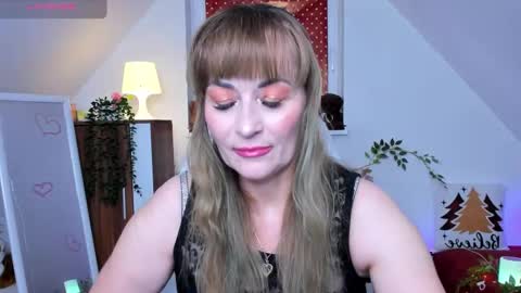 Milana - on air every day except Wednesday from 9 pm to 4 am European time online show from 01.13.26