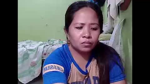 Snapshot of naughtymom26 chatting on 02.12.25 naughtymom26 online show from 02.12.25