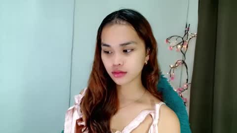 Snapshot of naughtymuse_ chatting on 02.17.26 ELISE online show from 02.17.26