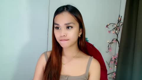 Snapshot of naughtymuse_ chatting on 02.25.26 ELISE online show from 02.25.26
