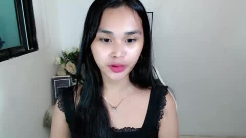 Snapshot of naughtymuse_ chatting on 04.29.26 ELISE online show from 04.29.26