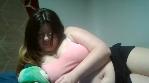 Snapshot of naughtynatalie1988x chatting on 05.06.26 Natalie online show from 05.06.26