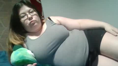 Snapshot of naughtynatalie1988x chatting on 05.17.26 Natalie online show from 05.17.26