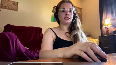 naughtyred23 online show from 10.20.25