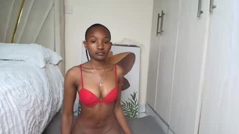 Snapshot of naughtyruby12 chatting on 05.11.26 shyreen online show from 05.11.26