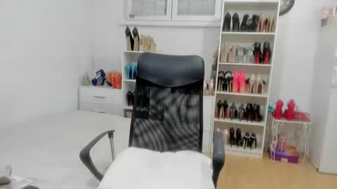 Snapshot of naughtysabine1 chatting on 06.13.26 naughtysabine1 online show from 06.13.26