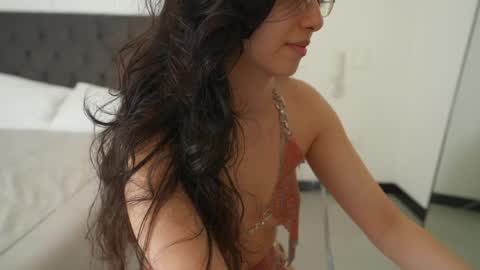 Snapshot of naughtysammx chatting on 04.18.26 Naughty Samm online show from 04.18.26
