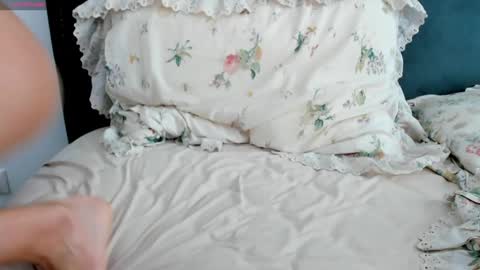 Aryna online show from 02.04.25