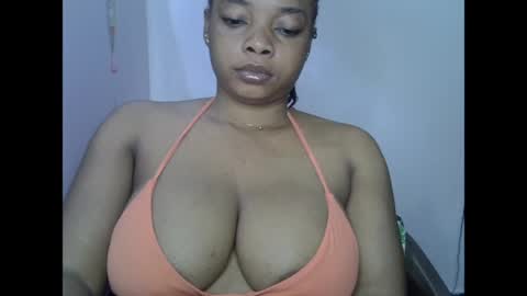 Snapshot of naughtyxcuntx chatting on 06.05.26 naughtyxcuntx online show from 06.05.26