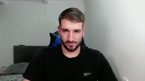 Snapshot of naugthy18boy chatting on 01.04.25 Nico online show from 01.04.25