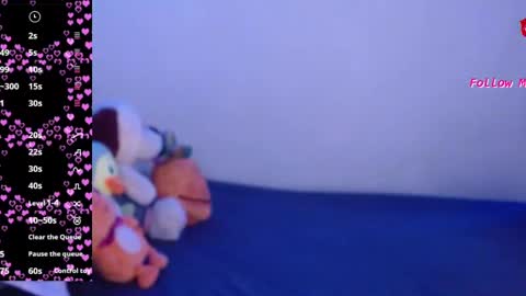 NAUYGTYQUEEN online show from 02.14.25