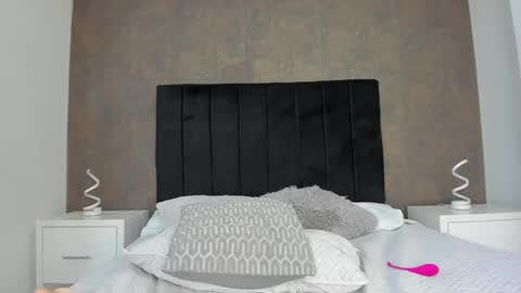 Snapshot of naxaandlexi chatting on 12.23.24 Naxa Lexi online show from 12.23.24