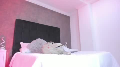 Snapshot of naxaandlexi chatting on 01.27.25 Naxa Lexi online show from 01.27.25