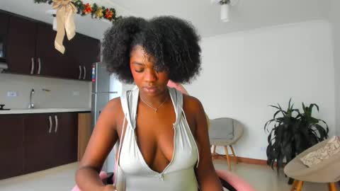 Nayah Williams  - OnlyFans  online show from 12.18.25