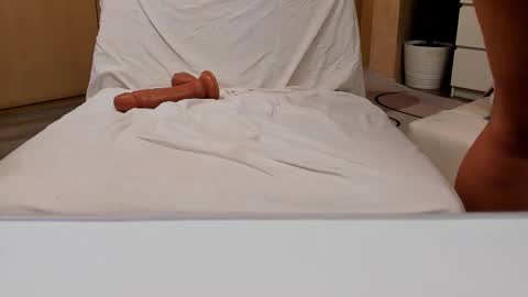 Snapshot of nayanoirx chatting on 02.14.26 Eliza online show from 02.14.26