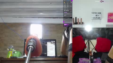 Snapshot of nayleah chatting on 09.19.25 nayleah online show from 09.19.25