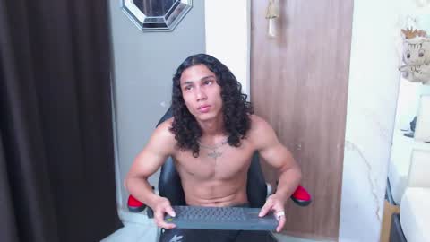 Snapshot of nazper_ chatting on 04.28.26 Nazper online show from 04.28.26