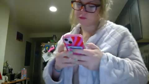 Snapshot of nealiana96 chatting on 12.05.24 Nealiana online show from 12.05.24