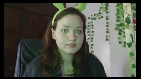 Snapshot of nectarria chatting on 04.19.26 nectarria online show from 04.19.26