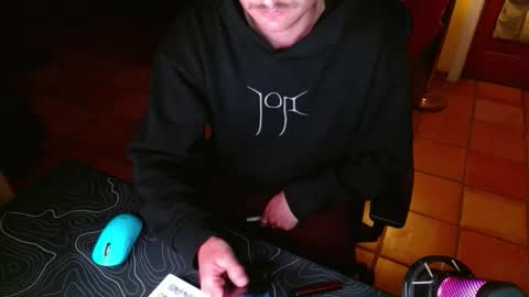 tootired online show from 04.02.26