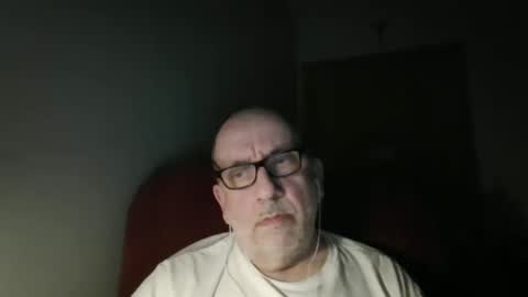Snapshot of needlesslove chatting on 03.26.26 Tom online show from 03.26.26