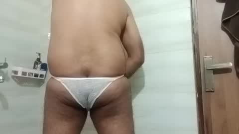 Snapshot of neerajjoy chatting on 04.29.26 neerajjoy online show from 04.29.26