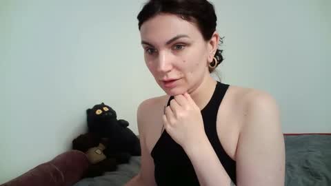 nefertiti_queen online show from 03.21.26