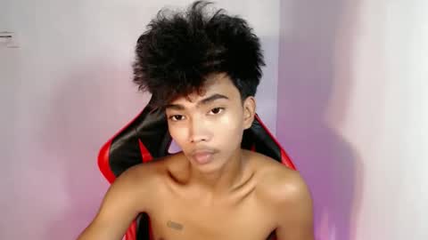 neil_asian69 online show from 10.27.25