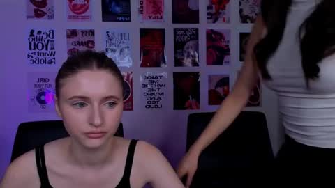 Snapshot of nekky_mouse chatting on 07.18.26 Meow online show from 07.18.26