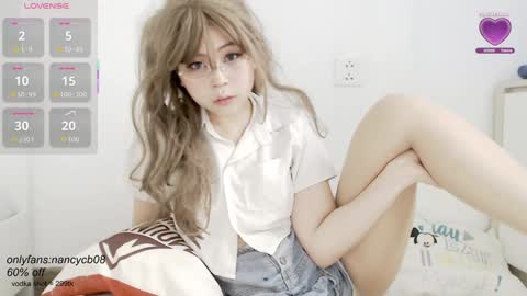 Snapshot of neko_nancy08 chatting on 10.05.25 Nancy  no baby bb....or other name online show from 10.05.25