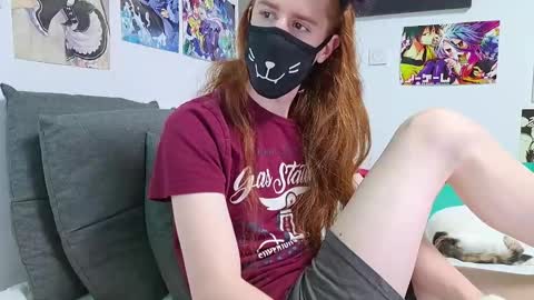 Snapshot of neko_nyaaa chatting on 09.20.25 Neko online show from 09.20.25