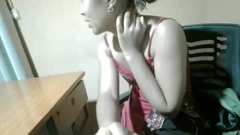 Snapshot of nelia_84 chatting on 04.26.26 nelia_84 online show from 04.26.26