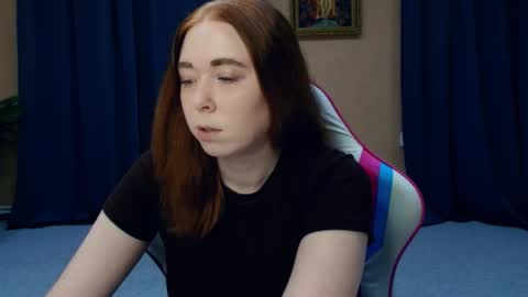 Snapshot of nelliemathers chatting on 04.27.26 Nelli online show from 04.27.26