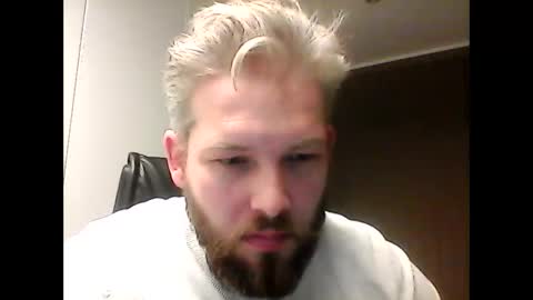 Snapshot of nemooke89 chatting on 12.18.25 Nemo online show from 12.18.25