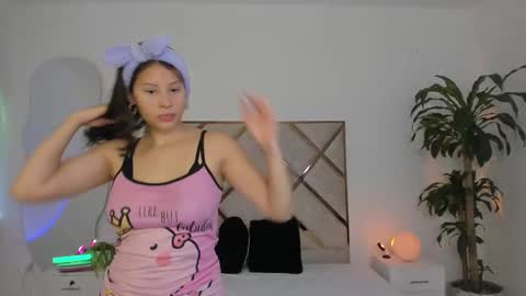 Snapshot of nenaarisk chatting on 02.06.26 nenaarisk online show from 02.06.26