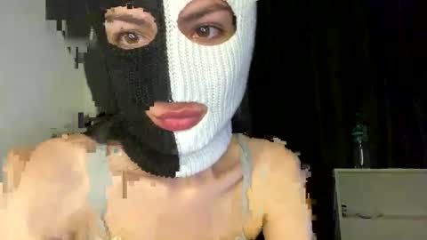 Snapshot of nensyxgenry chatting on 05.21.26 Fieryblow online show from 05.21.26