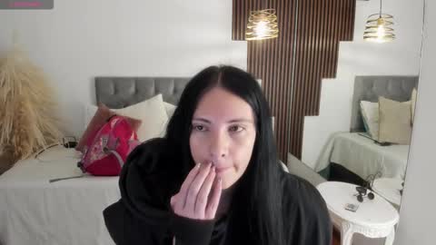 Sarah  online show from 02.10.26