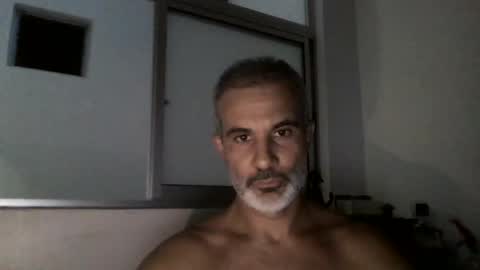 Snapshot of neodent chatting on 05.25.26 neodent online show from 05.25.26