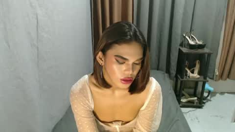 Snapshot of neomi_hardcock chatting on 05.16.26 neomi online show from 05.16.26