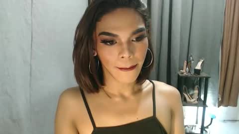 Snapshot of neomi_hardcock chatting on 06.01.26 neomi online show from 06.01.26