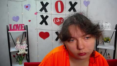 Snapshot of neonilalisova chatting on 09.14.25 NeonilaLisova online show from 09.14.25