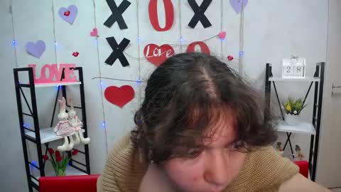 Snapshot of neonilalisova chatting on 09.28.25 NeonilaLisova online show from 09.28.25