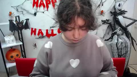 Snapshot of neonilalisova chatting on 10.27.25 NeonilaLisova online show from 10.27.25