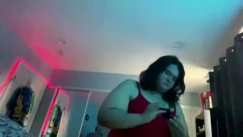 Neon online show from 10.15.25