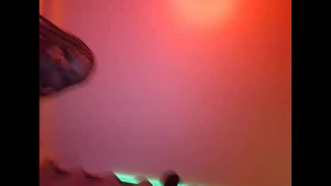 Snapshot of neonnurse chatting on 04.16.26 Sexyy phy online show from 04.16.26