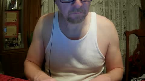 Snapshot of neotee3 chatting on 12.26.24 Neotee online show from 12.26.24